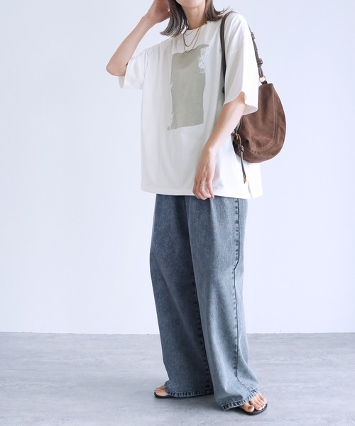 reca（レカ）の「箔プリント半袖BIG Tシャツ（Tシャツ/カットソー・レディース・オフホワイト/チャコール/ブラウン・FREE）」の7枚目の写真