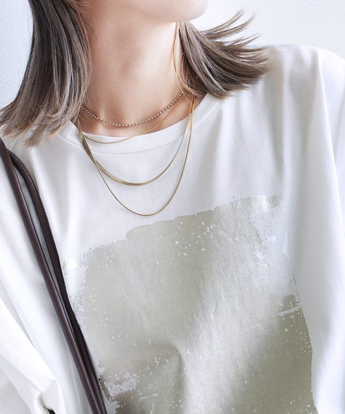 reca（レカ）の「箔プリント半袖BIG Tシャツ（Tシャツ/カットソー・レディース・オフホワイト/チャコール/ブラウン・FREE）」の6枚目の写真
