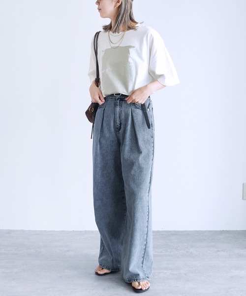 reca（レカ）の「箔プリント半袖BIG Tシャツ（Tシャツ/カットソー・レディース・オフホワイト/チャコール/ブラウン・FREE）」の8枚目の写真