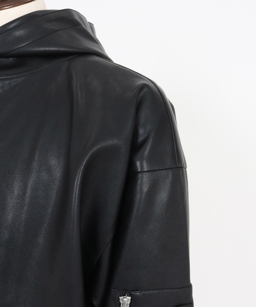 Magine(マージン)の「mj10909-Synthetic Leather Hooded Blouson フーデットブルゾン(ブルゾン・メンズ・ブラック/シルバー・48/46/44)」の7枚目の写真