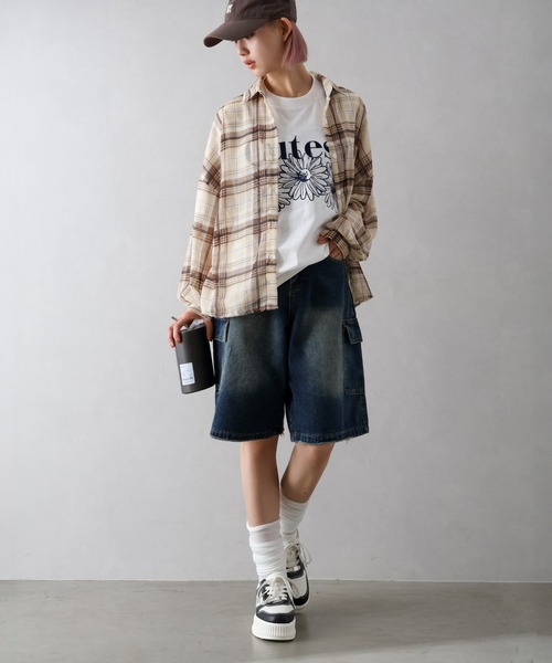 SpRay(スプレイ)の「デニムカーゴハーフパンツ(カーゴパンツ・レディース・ブラック/ダークブルー・SMALL/MEDIUM)」の17枚目の写真