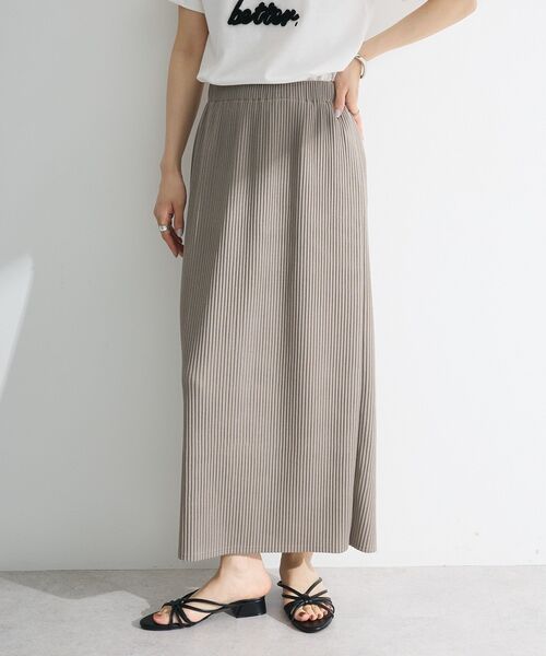 Green　Parks（グリーンパークス）の「楽ちん涼やかドライタッチイージースカート（スカート・レディース・ロイヤルブルー/グレイッシュベージュ/ブラック/チャコールグレー・FREE）」の3枚目の写真