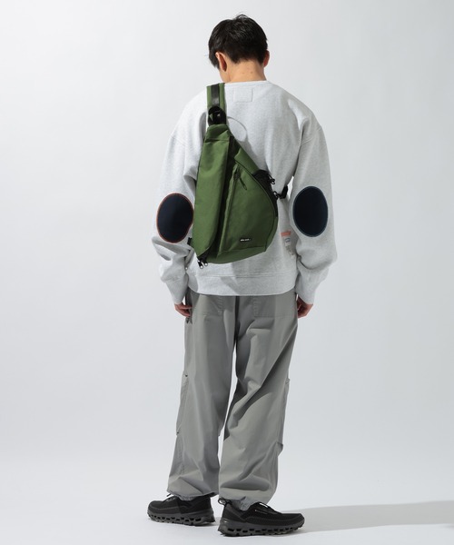 niko and...（ニコアンド）の「オリジナル撥水スリングバッグ（ショルダーバッグ・レディース・カーキ/ブラック/グレー/マルチ/アイボリー・0）」の18枚目の写真