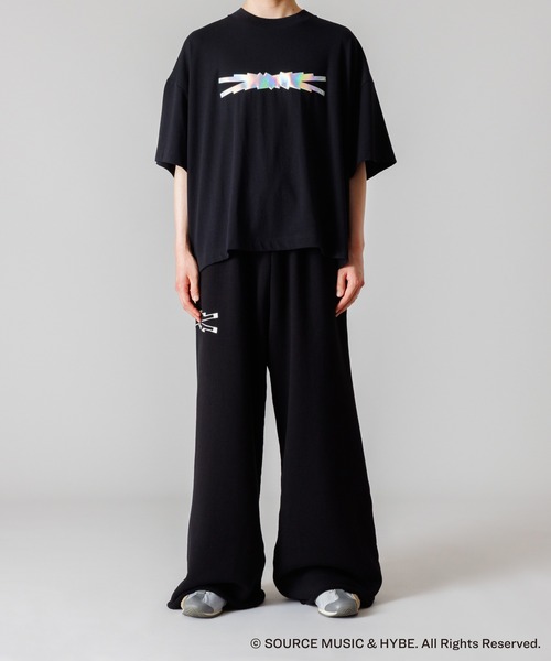 LE SSERAFIM（ル セラフィム）の「LE SSERAFIM × ZOZOTOWN RELAX