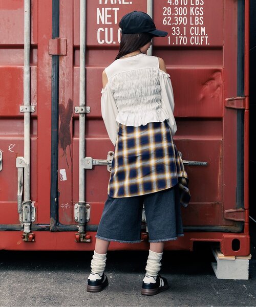 algy(アルジー)の「シャーリング肩あきトップス(Tシャツ/カットソー・キッズ・ピンク/オフホワイト/ブラック・XX-SMALL/X-SMALL/MEDIUM/SMALL)」の8枚目の写真