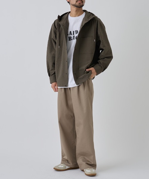 COLONY 2139(コロニートゥーワンスリーナイン)の「チノ2タックパンツ(チノパンツ・メンズ・ブラック/ベージュ・LARGE/MEDIUM)」の15枚目の写真