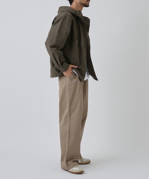 COLONY 2139(コロニートゥーワンスリーナイン)の「チノ2タックパンツ(チノパンツ・メンズ・ブラック/ベージュ・LARGE/MEDIUM)」の18枚目の写真