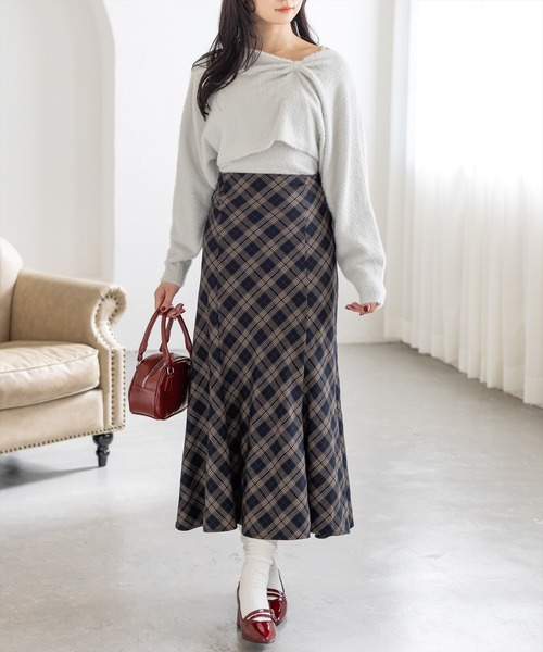 CLEAR BASIC（クリアベーシック）の「【低身長用サイズ有】バックレースアップチェック柄マーメイドスカート[フェミニン 着回し抜群 大人]≪AW新作≫（スカート・レディース・ブラウン/ネイビー/ブラック/ベージュ・PF/F）」の9枚目の写真