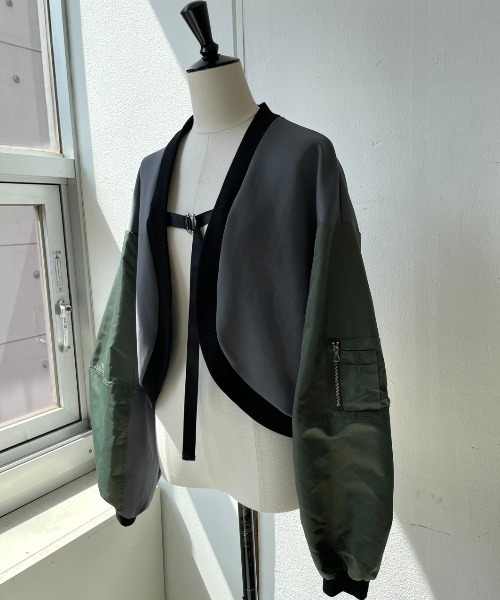 AIC.（エーアイシー）の「MA-1ショートボレロ（カーディガン/ボレロ・レディース・ブラック/チャコールグレー・FREE）」の4枚目の写真