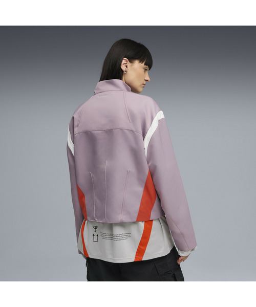 PUMA（プーマ）の「PUMA プーマ ユニセックス ナイン トゥ ファイブ ジャケット（ブルゾン・メンズ・ブラック/プラム・X-SMALL/SMALL/MEDIUM/LARGE/X-LARGE）」の11枚目の写真
