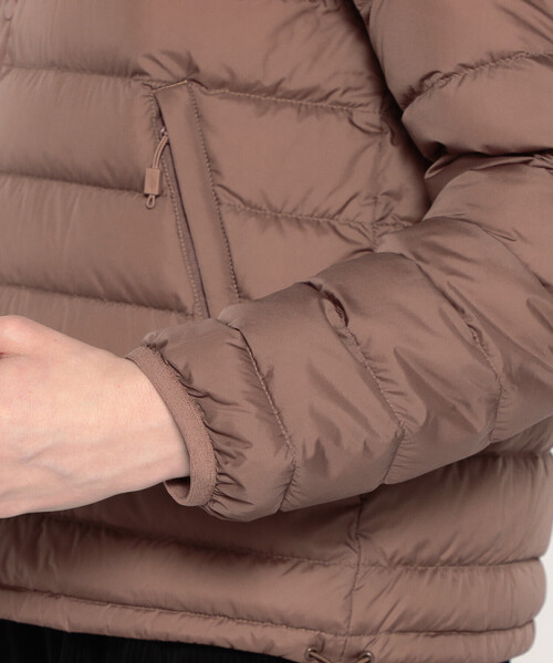 DANTON(ダントン)の「WOMEN'S CREWNECK INNER DOWN JACKET(ダウンジャケット/コート・レディース・ブラック/オフホワイト/オリーブ/マスタード/ブラック系その他/ブラウン系その他/ベージュ系その他・S/M/XS)」の11枚目の写真