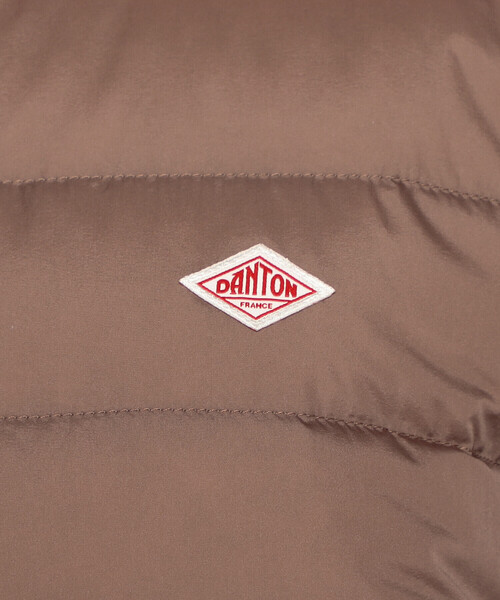 DANTON(ダントン)の「WOMEN'S CREWNECK INNER DOWN JACKET(ダウンジャケット/コート・レディース・ブラック/オフホワイト/オリーブ/マスタード/ブラック系その他/ブラウン系その他/ベージュ系その他・S/M/XS)」の19枚目の写真