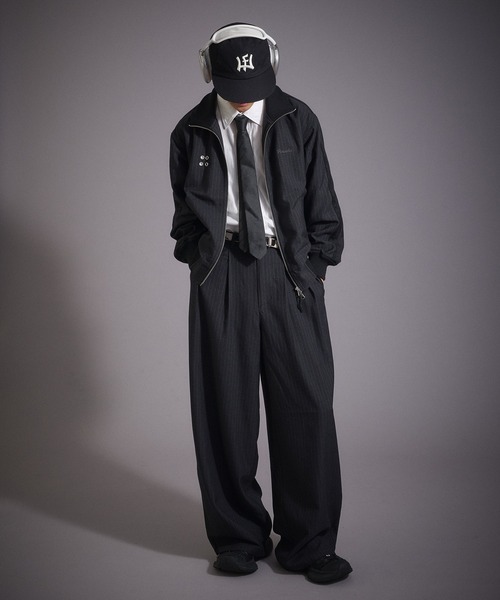 Perushu(ペルーシュ)の「ウールタッチ 2タックワイドスラックスパンツ(スラックス・メンズ・ブラック/グレー/ブラウン・MEDIUM/SMALL/LARGE)」の16枚目の写真