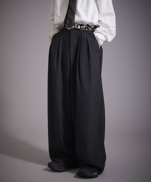 Perushu(ペルーシュ)の「ウールタッチ 2タックワイドスラックスパンツ(スラックス・メンズ・ブラック/グレー/ブラウン・MEDIUM/SMALL/LARGE)」の4枚目の写真