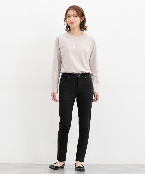 Honeys(ハニーズ)の「スリムデニムスキニー(股下75cm)(デニムパンツ・レディース・ブラック/ライトインディゴブルー/ワンウォッシュ・3L/S/L/LL/M)」の20枚目の写真