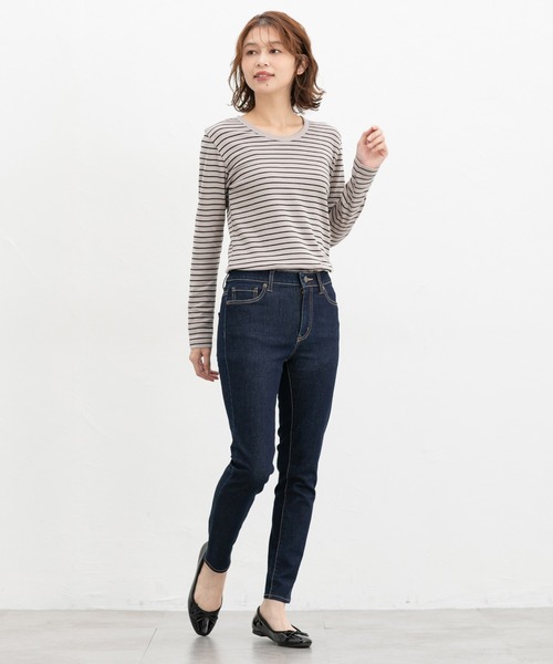 Honeys(ハニーズ)の「スリムデニムスキニー(股下75cm)(デニムパンツ・レディース・ブラック/ライトインディゴブルー/ワンウォッシュ・3L/S/L/LL/M)」の16枚目の写真