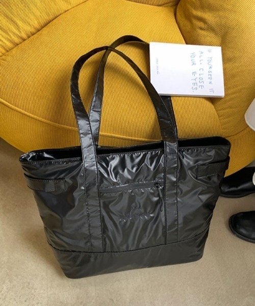 Vipoa(ヴィポア)の「LOGO BIG TOTE BAG(トートバッグ・レディース・ホワイト/ブラック/シルバー・FREE)」の15枚目の写真