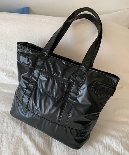 Vipoa(ヴィポア)の「LOGO BIG TOTE BAG(トートバッグ・レディース・ホワイト/ブラック/シルバー・FREE)」の14枚目の写真