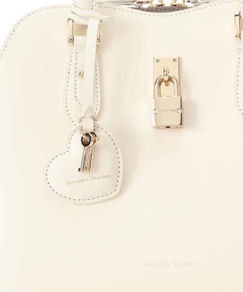 Samantha Thavasa（サマンサタバサ）の「ハートモチーフレザーハンドバッグ 大サイズ（ハンドバッグ・レディース・ピンクベージュ/ブラック/オフホワイト・FREE）」の9枚目の写真