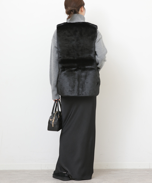 Barbour（バブアー）の「【BARBOUR/バブアー】 KARIN FAUX FUR GILET:ベスト（ベスト・レディース・ブラック/キャメル・10）」の16枚目の写真