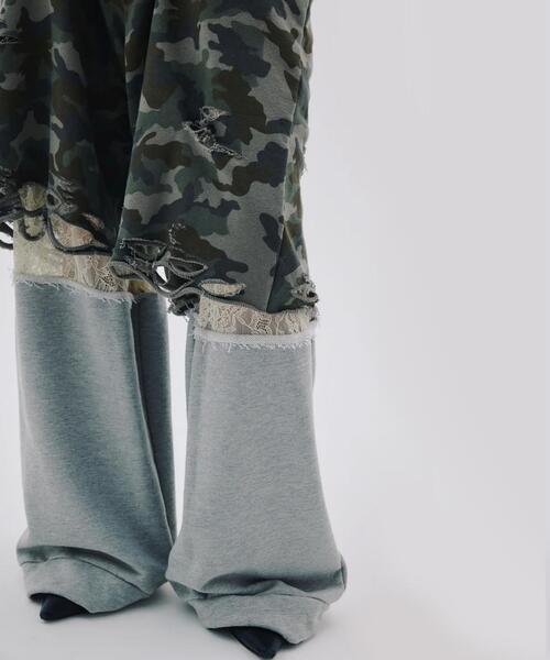 neith.（ネイス）の「neith./ネイス/Layered Crush Sweat Pants(Camo×Gray)（スウェットパンツ・レディース・グレー・F）」の18枚目の写真