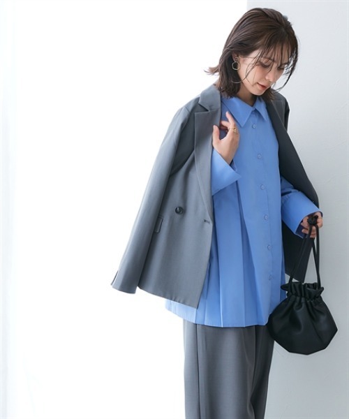 7days Life Styling（セブンデイズライフスタイリング）の「落ち感ドレープ素材ダブルテーラードジャケット（タテヨコストレッチ・しわになりにくい・速乾・ＵＶカット）＜大きいサイズ有＞（カバーオール・レディース・グレー/ブラック・M/L/LL/3L）」の5枚目の写真