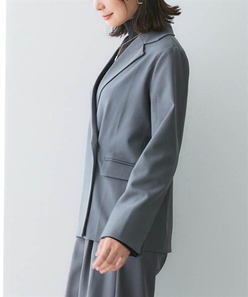 7days Life Styling（セブンデイズライフスタイリング）の「落ち感ドレープ素材ダブルテーラードジャケット（タテヨコストレッチ・しわになりにくい・速乾・ＵＶカット）＜大きいサイズ有＞（カバーオール・レディース・グレー/ブラック・M/L/LL/3L）」の13枚目の写真