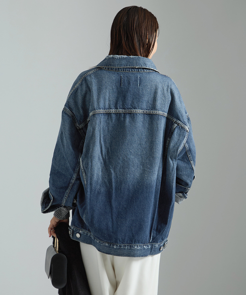 AGOLDE（エーゴールドイー）の「AGOLDE エーゴールドイー REWORKED WAYNE JACKET A5045-1 652（デニムジャケット・レディース・ネイビー・SMALL/X-SMALL）」の4枚目の写真