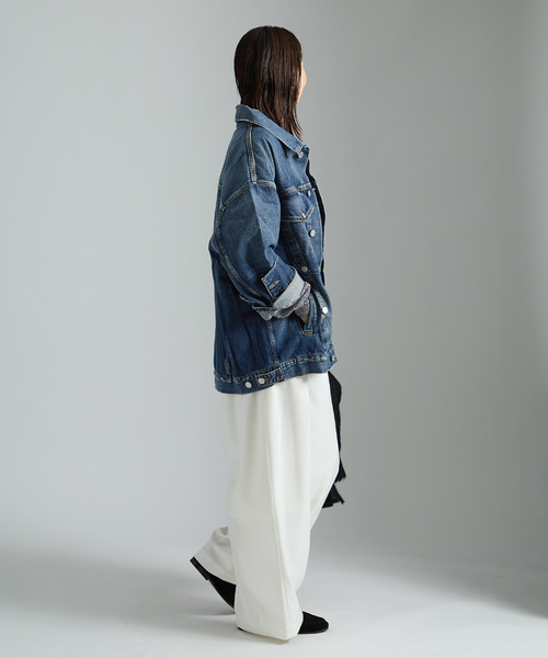 AGOLDE（エーゴールドイー）の「AGOLDE エーゴールドイー REWORKED WAYNE JACKET A5045-1 652（デニムジャケット・レディース・ネイビー・SMALL/X-SMALL）」の6枚目の写真