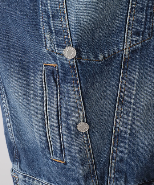 AGOLDE（エーゴールドイー）の「AGOLDE エーゴールドイー REWORKED WAYNE JACKET A5045-1 652（デニムジャケット・レディース・ネイビー・SMALL/X-SMALL）」の16枚目の写真