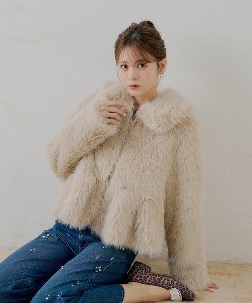 Chico(チコ)の「【SALON by Chico】リバーシブルペプラムデザインミディコート(その他アウター・レディース・ベージュ/アイボリー/ライトベージュ・FREE)」の3枚目の写真
