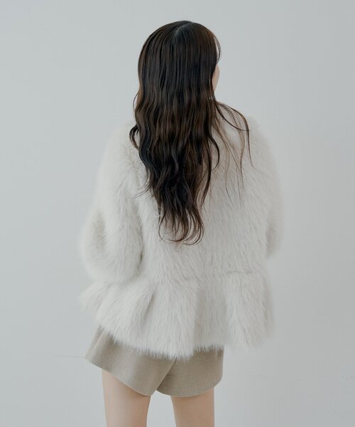 Chico（チコ）の「【SALON by Chico】リバーシブルペプラムデザイン