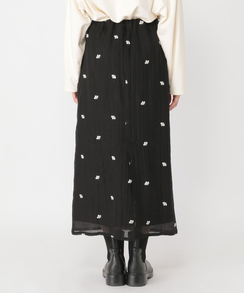 studio CLIP（スタディオクリップ）の「【daily CLIP】小花刺繍タイトスカート（スカート・レディース・ホワイト/ブラック・FREE）」の17枚目の写真