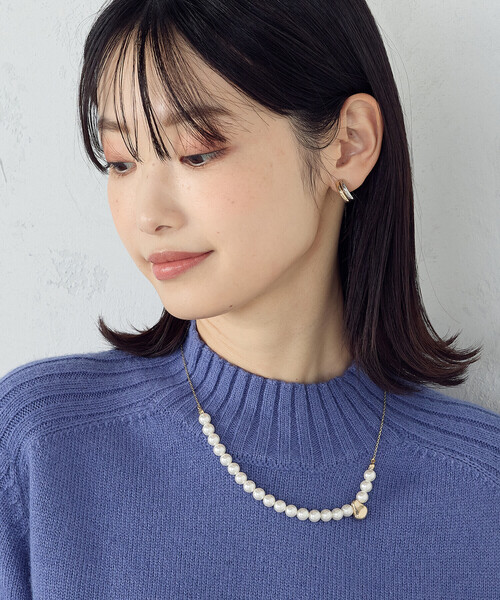 COMME CA ISM(コムサイズム)の「変形メタルパーツ パールネックレス(ネックレス・レディース・シルバー/ゴールド・FREE)」の1枚目の写真