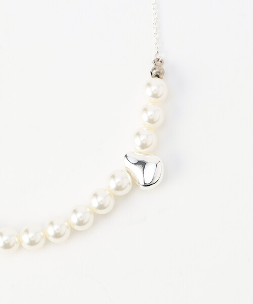 COMME CA ISM(コムサイズム)の「変形メタルパーツ パールネックレス(ネックレス・レディース・シルバー/ゴールド・FREE)」の7枚目の写真