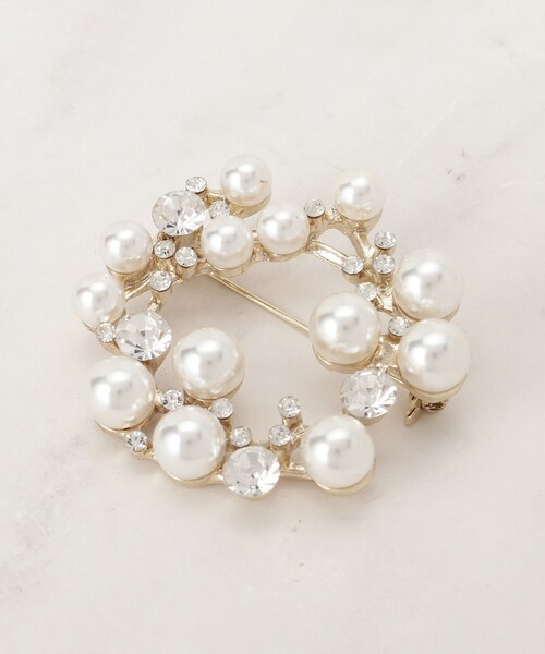 SHOO・LA・RUE（シューラルー）の「【セレモニー】ブローチ（ブローチ/コサージュ・レディース・ゴールド系/シルバー系/ゴールド系2/シルバー系3/ゴールド系3/ゴールド系1/シルバー系2/シルバー系1・00）」の5枚目の写真