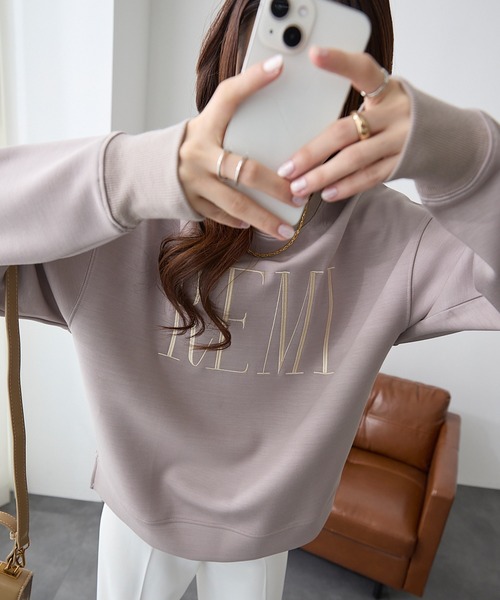 ReDial(リダイアル)の「リッチエアジャージー金刺繍ロゴスウェット(スウェット・レディース・モカ/ブラック/チャコール/杢グレー・L/LL/3L/M)」の10枚目の写真