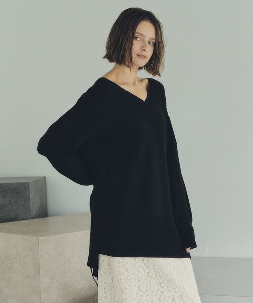 Editt by YECCA VECCA(エディットバイイェッカヴェッカ)の「Vネックドロストデザインニット(ニット/セーター・レディース・グリーン系その他3/ブラック/ライトベージュ・FREE)」の19枚目の写真