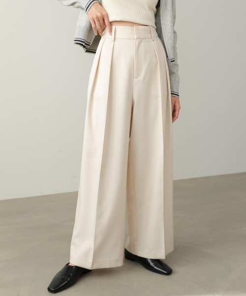 Bab(バブ)の「【選べるサイズ展開】ツータックワイドパンツ(その他パンツ・レディース・チャコールグレー/アイボリー/ベージュ・S/M/L)」の1枚目の写真