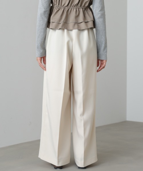 Bab(バブ)の「【選べるサイズ展開】ツータックワイドパンツ(その他パンツ・レディース・チャコールグレー/アイボリー/ベージュ・S/M/L)」の7枚目の写真