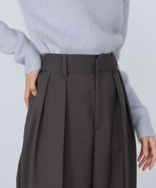 Bab(バブ)の「【選べるサイズ展開】ツータックワイドパンツ(その他パンツ・レディース・チャコールグレー/アイボリー/ベージュ・S/M/L)」の12枚目の写真