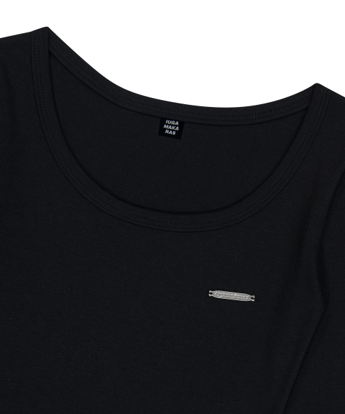 IUGAMAKARAS(イウガマカラス)の「U-Neck Fitted Top (Black)(Tシャツ/カットソー・レディース・その他・FREE)」の13枚目の写真