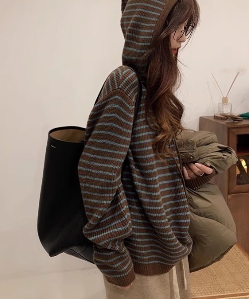 Vipoa（ヴィポア）の「Blue stripe foodie knit（ニット/セーター・レディース・ブラウン・FREE）」の5枚目の写真