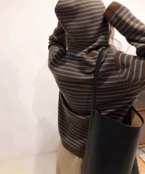 Vipoa（ヴィポア）の「Blue stripe foodie knit（ニット/セーター・レディース・ブラウン・FREE）」の6枚目の写真