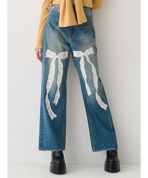 EVRIS（エヴリス）の「ハイウエストリボンレースワイドデニムパンツ（デニムパンツ・レディース・ブルー/インディゴブルー・MEDIUM/SMALL）」の2枚目の写真