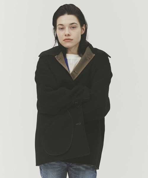 CASHMERE CASHMERE(カシミヤカシミヤ)の「【CASHMERE CASHMERE/カシミヤカシミヤ】CASHMERE REVERSIBLE SHORT COATT/カシミヤリバーシブルショートコート/ステンカラーコート(ステンカラーコート・レディース・ブラック/モカ・44/40)」の2枚目の写真