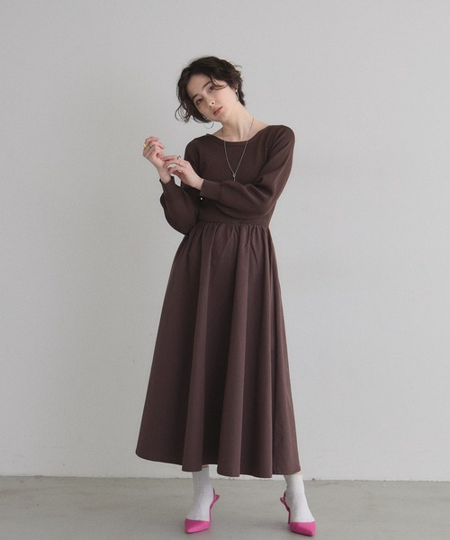 &. NOSTALGIA(アンドドットノスタルジア)の「布帛ドッキングニットワンピース(ワンピース・レディース・アイボリー/チャコールグレー/ブラウン・M)」の20枚目の写真