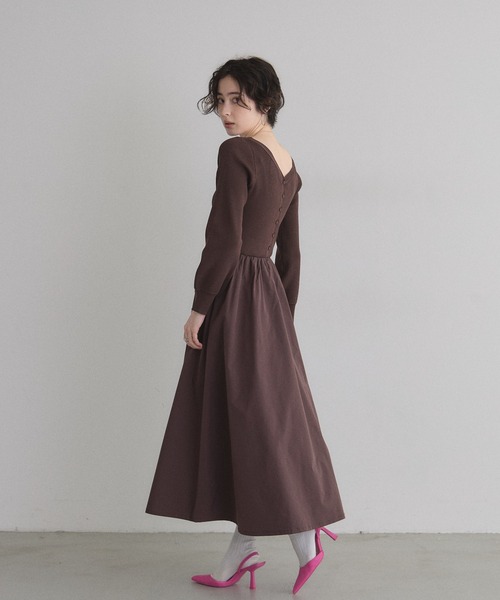 &. NOSTALGIA(アンドドットノスタルジア)の「布帛ドッキングニットワンピース(ワンピース・レディース・アイボリー/チャコールグレー/ブラウン・M)」の21枚目の写真