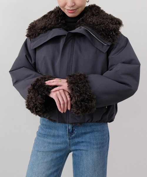 DOLLUPOOPS（ドールアップウップス）の「ボアライニングブルゾン（ブルゾン・レディース・ベージュ/チャコールグレー・FREE）」の2枚目の写真