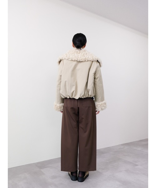 DOLLUPOOPS（ドールアップウップス）の「ボアライニングブルゾン（ブルゾン・レディース・ベージュ/チャコールグレー・FREE）」の3枚目の写真